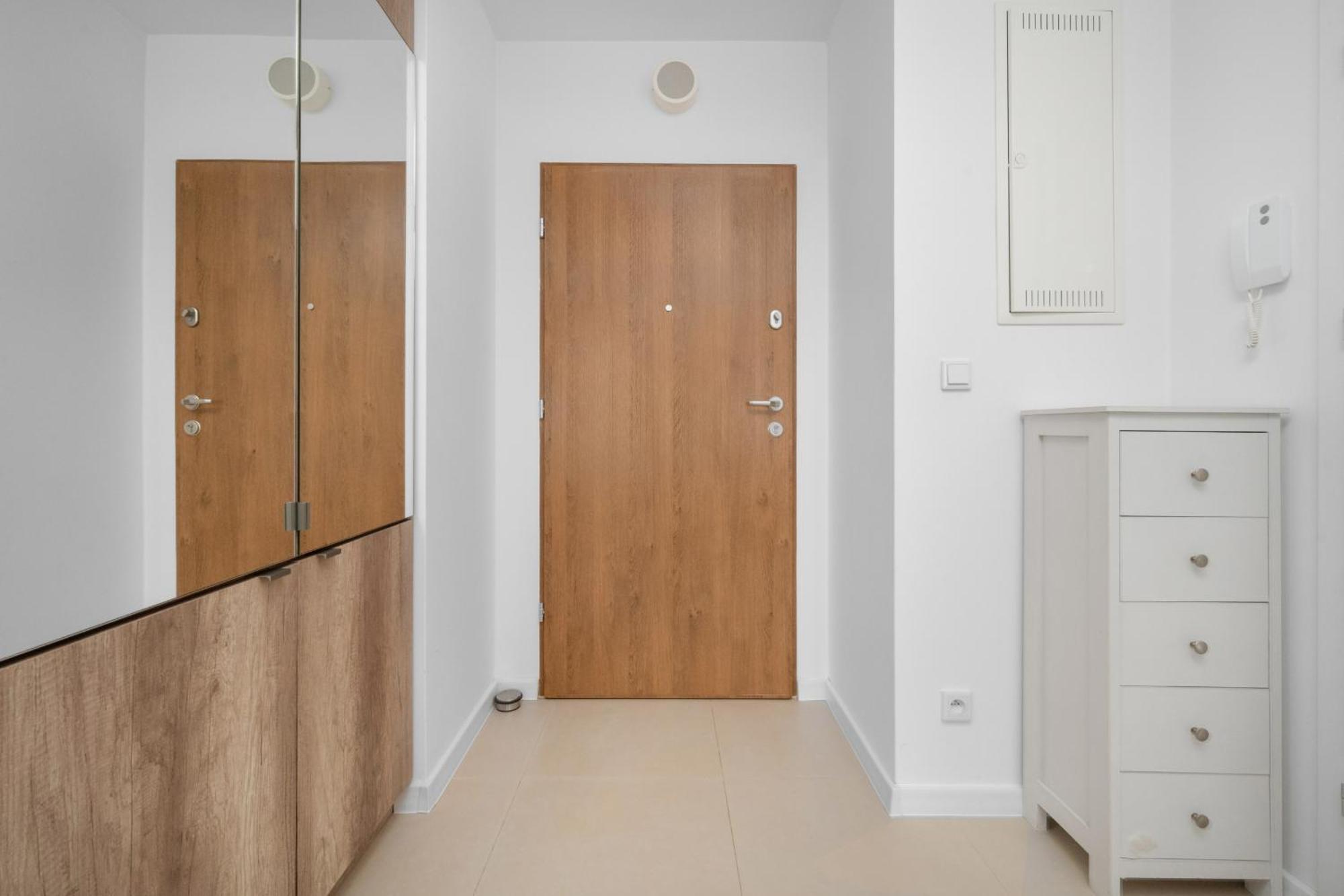 Klasyczny Apartament Z Balkonem We Wroclawiu By Noclegi Renters Экстерьер фото