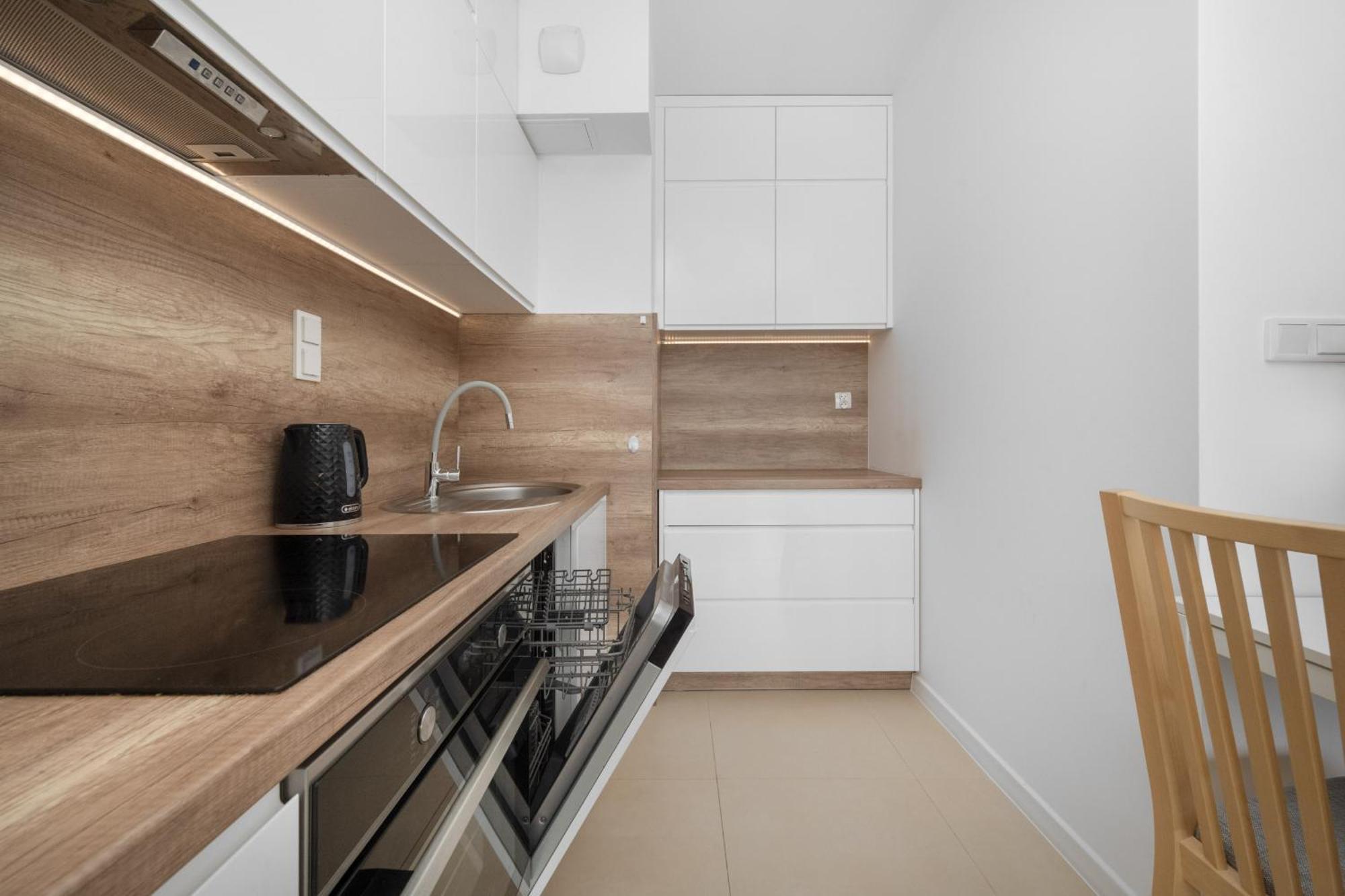 Klasyczny Apartament Z Balkonem We Wroclawiu By Noclegi Renters Экстерьер фото