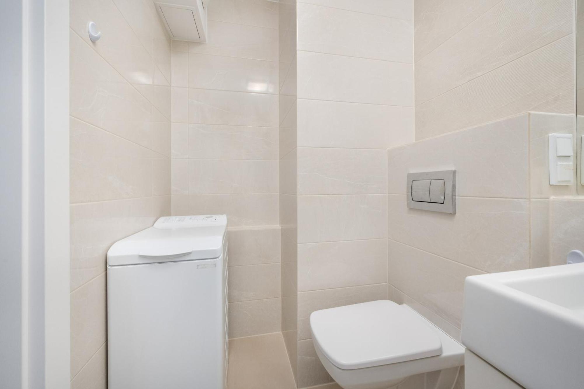 Klasyczny Apartament Z Balkonem We Wroclawiu By Noclegi Renters Экстерьер фото
