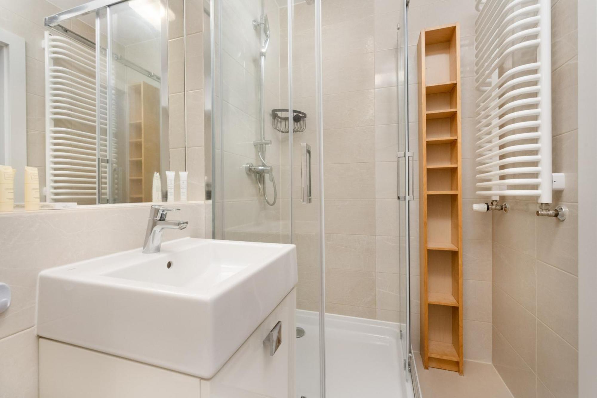 Klasyczny Apartament Z Balkonem We Wroclawiu By Noclegi Renters Экстерьер фото