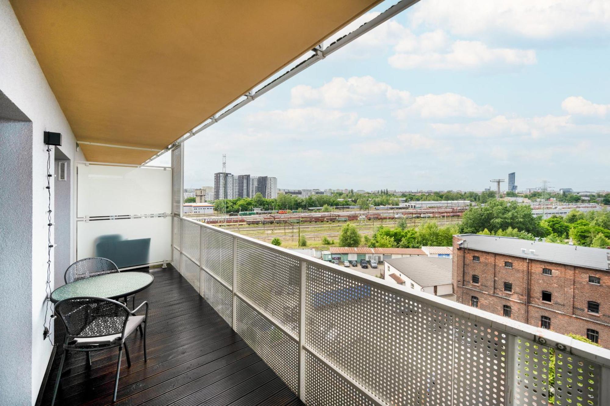 Klasyczny Apartament Z Balkonem We Wroclawiu By Noclegi Renters Экстерьер фото