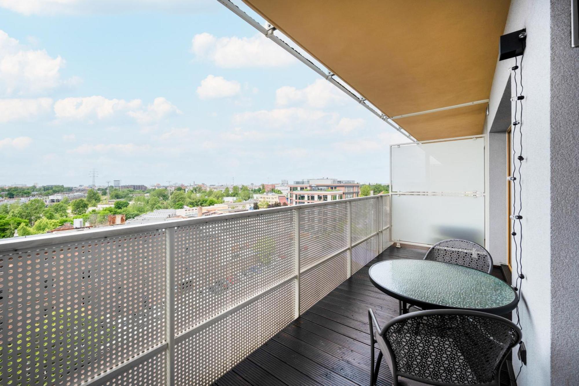 Klasyczny Apartament Z Balkonem We Wroclawiu By Noclegi Renters Экстерьер фото